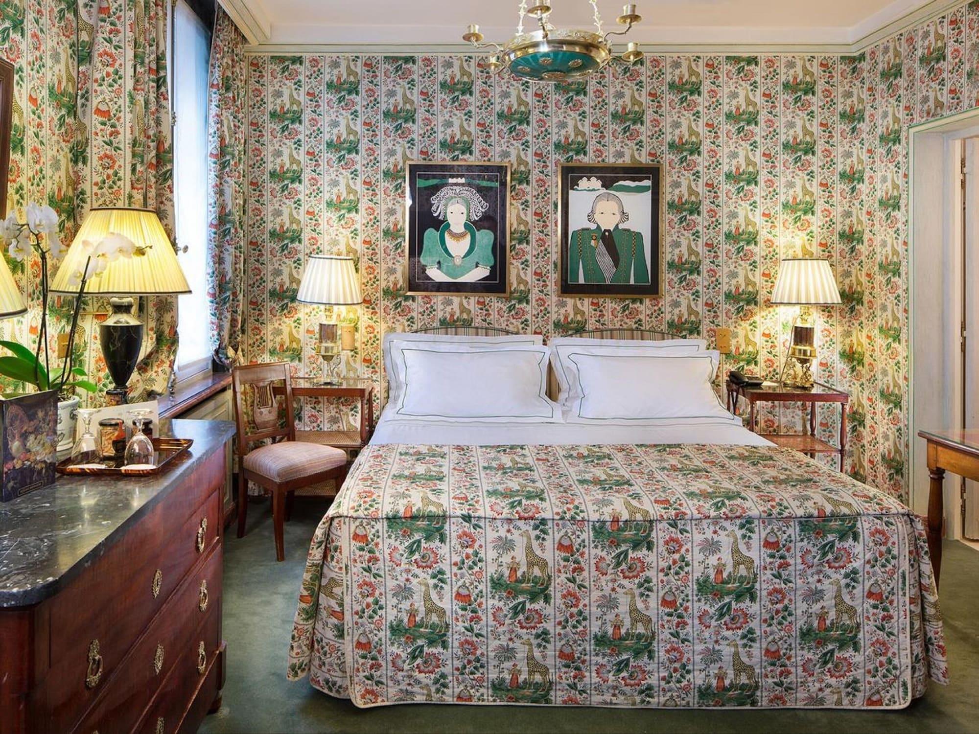 Hotel Duc De St-simon 4*