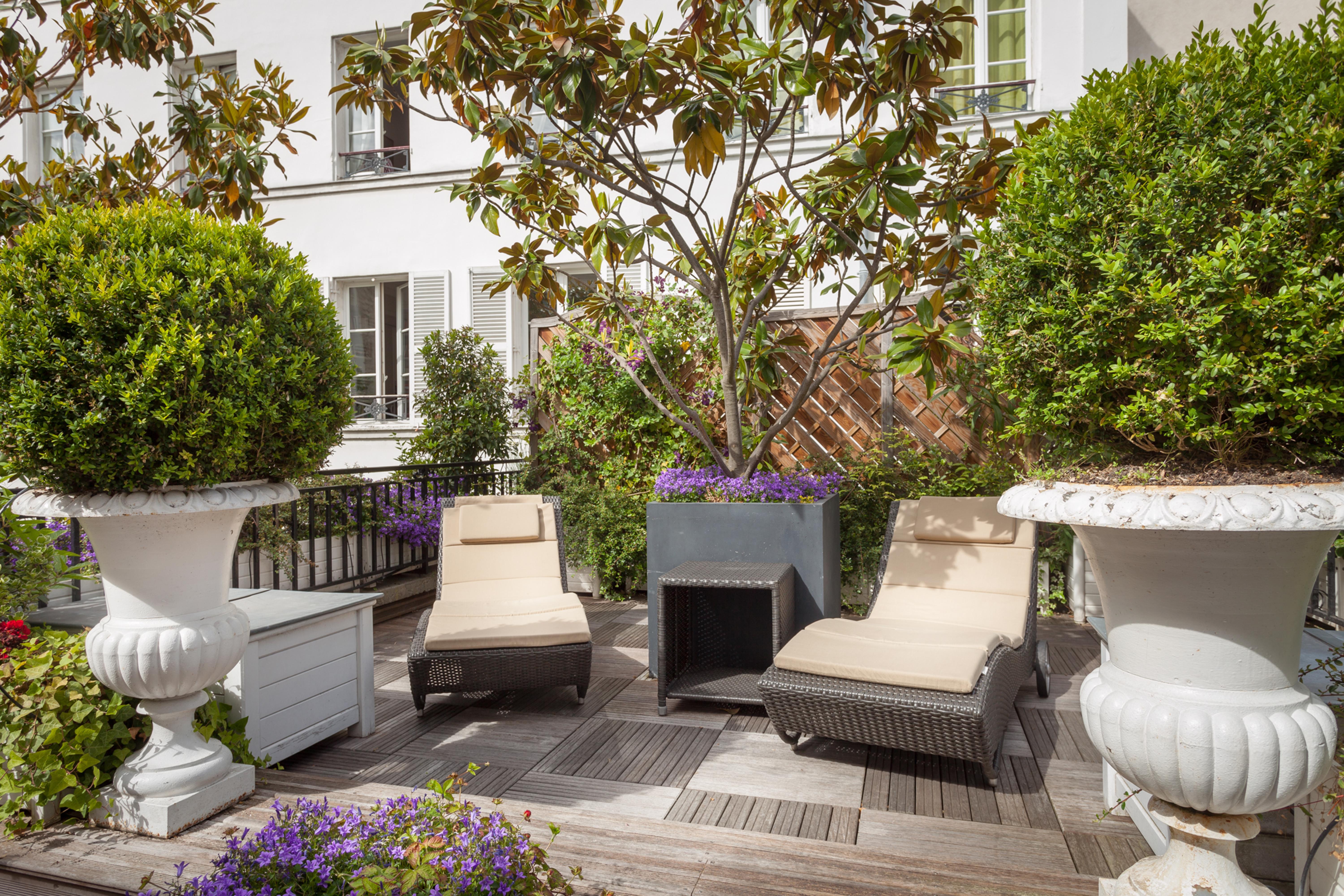 Hotel Duc De St-simon 4*